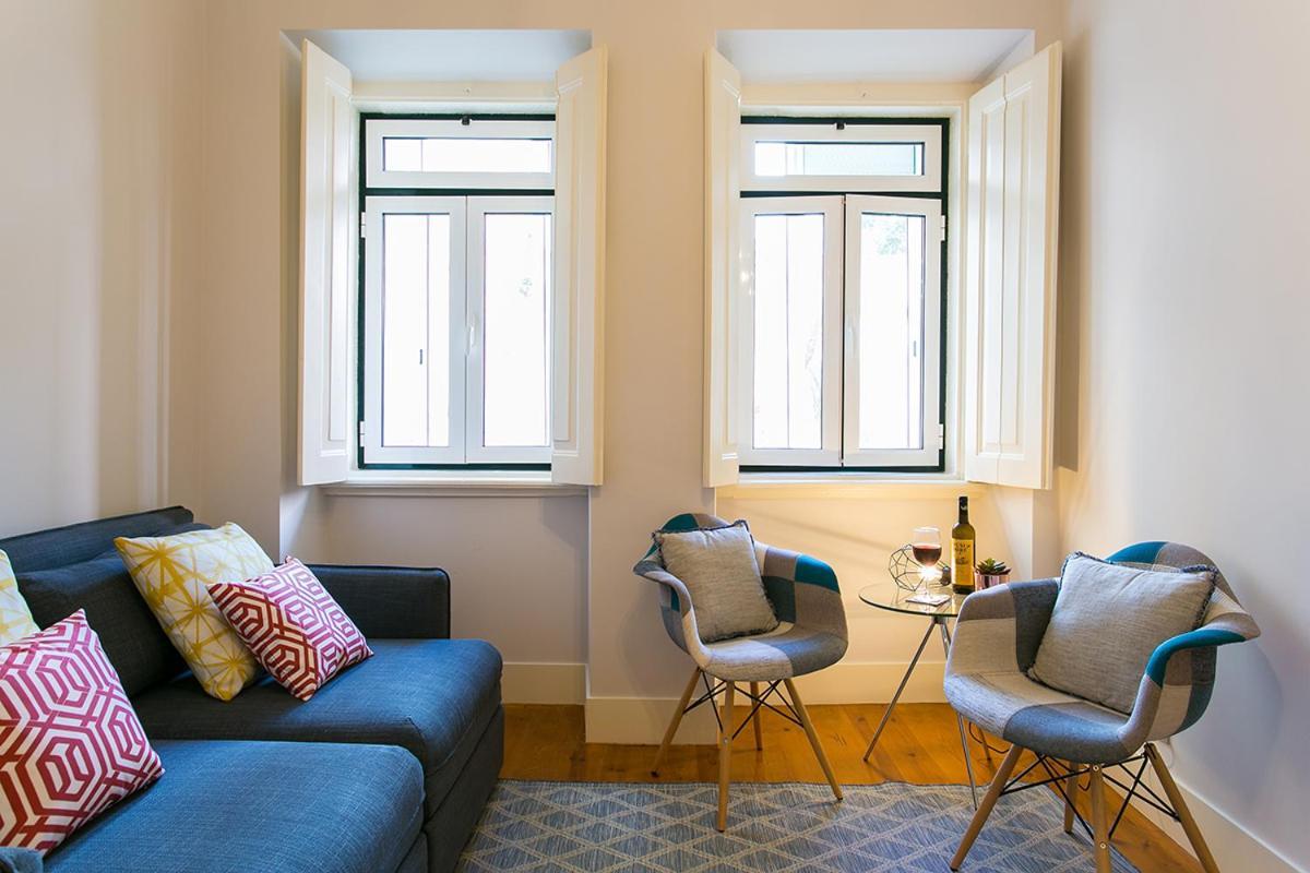 Lovelystay - Cozy 3Bdr Apartment In Estrela Lisbon Exterior photo